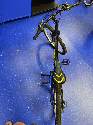 Bicicleta B-Pro Negra y Amarilla