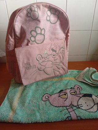 Lote Vintage Pantera Rosa: Mochila y Toalla