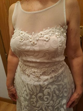 Traje NOVIA boda BORDADOS. Punto y transparencias