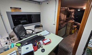 Local comercial en venta en Puerto - Plaza de Toros en Estepona