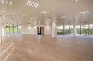 Oficina en alquiler en La Clota - Zona industrial en Cerdanyola del Vallès
