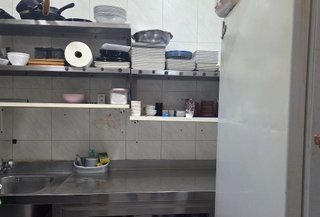 Local comercial en alquiler en Sant Josep en Hospitalet de Llobregat, L´