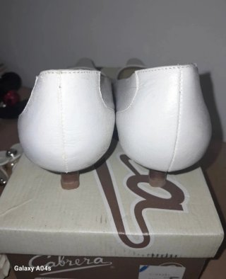Zapatos de salón blancos Carvela