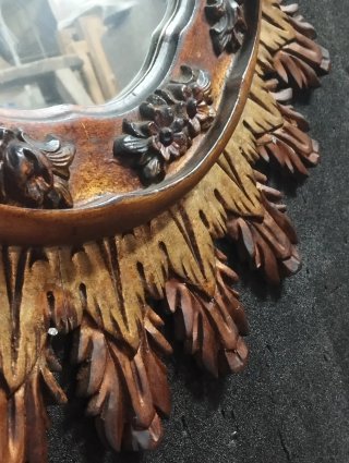 Specchio Sole in Legno Dorato e Marrone