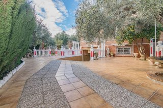 Chalet en venta en Ogíjares