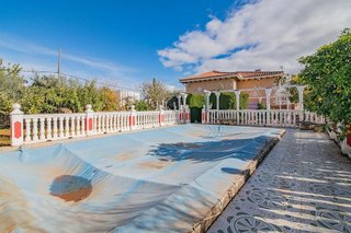 Chalet en venta en Ogíjares