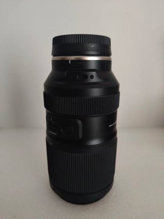 70-180mm F/2.8 Di III VC VXD G2 per fotocamere Sony Full Frame