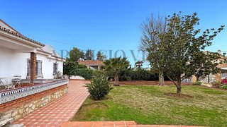 Chalet en venta en Manantiales - Lagar - Cortijo en Alhaurín de la Torre
