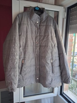 Abrigo acolchado cuadros Mango Talla S