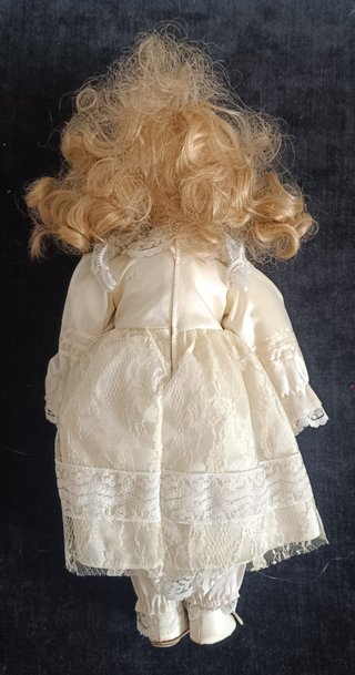 LOTE 3 MUÑECAS DE PORCELANA VINTAGE + ACCESORIOS