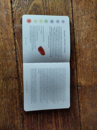 Pocket book Crystal Chakra Healing