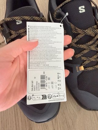 Zapatillas Salomon Negras y Grises