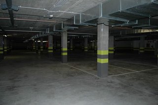 Garaje en venta en El Juncal - Av. de la Paz en Sevilla