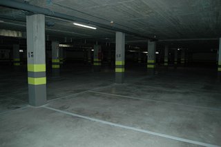 Garaje en venta en El Juncal - Av. de la Paz en Sevilla