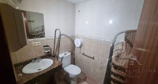 Local comercial en venta en Santuario - La Laguna en Chipiona