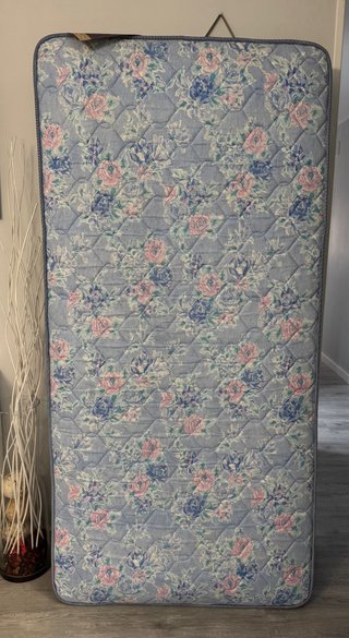 Colchon perfecto estado 90x180cm