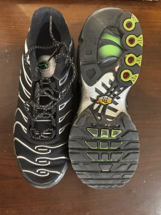 Nike Air Max Plus TN Negro/Blanco Talla 40.5