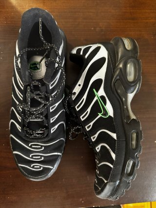 Nike Air Max Plus TN Negro/Blanco Talla 40.5