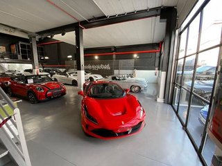 Local comercial en alquiler en Los Naranjos - Las Brisas en Marbella