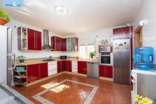 Chalet en venta en Ogíjares