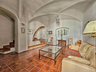 Casa adosada en venta en Ciudad Monumental en Cáceres