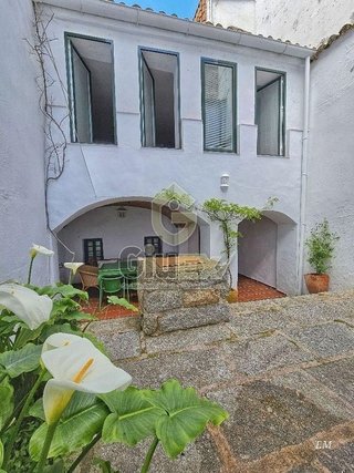Casa adosada en venta en Ciudad Monumental en Cáceres