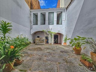 Casa adosada en venta en Ciudad Monumental en Cáceres