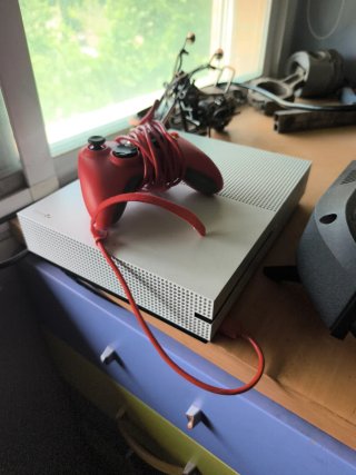 Xbox One S 1TB Bianca