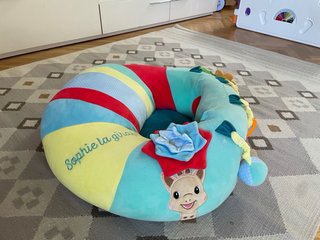 Cojín Asiento Bebé Jirafa Juguetes