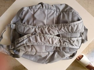 Mochila Nike Gris
