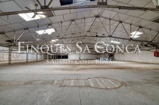 Local comercial en alquiler en Vilartagues i Tueda de Dalt en Sant Feliu de Guíxols