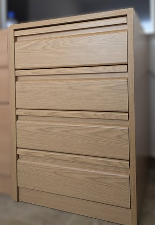 Cómoda / Cajonera de madera con 4 cajones