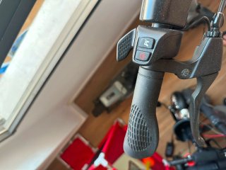 Patinete Eléctrico Cecotec Bongo