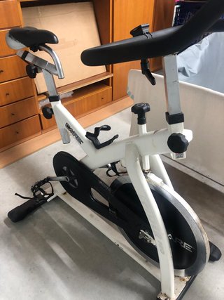 Bicicleta Estática CARE Blanca