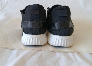 Zapatillas Deportivas Knit Negras - Tipo Calcetín