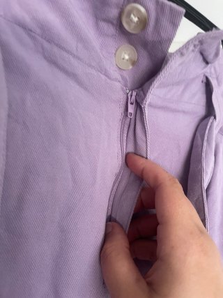 Pantalón lila de talle alto con cinturón