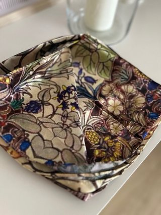 Pashmina con estampado floral y botánico