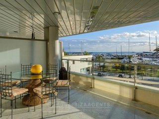 Piso en alquiler en Marina Botafoc - Platja de Talamanca en Ibiza/Eivissa