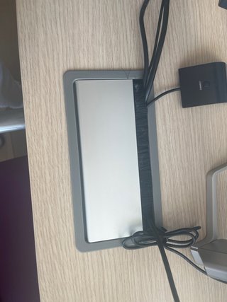 Escritorio de oficina madera y metal