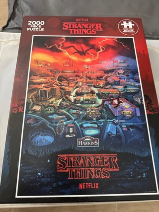 Puzzle Stranger Things 2000 piezas Netflix