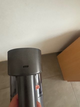 Aspiradora sin cable morada