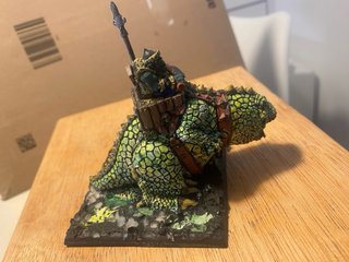 Lagarto Orco Resina Warhammer Fantasy