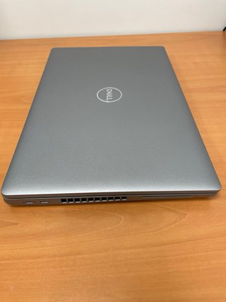 Portátil Dell Precision 3560 Gris/Plata