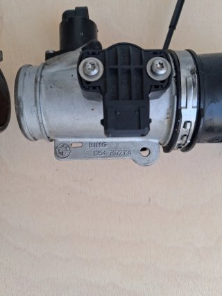 Cuerpos Mariposa BMW R1200R . K-25,k-27 y k-28