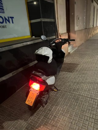 Yamaha Jog R Scooter Automática Blanca