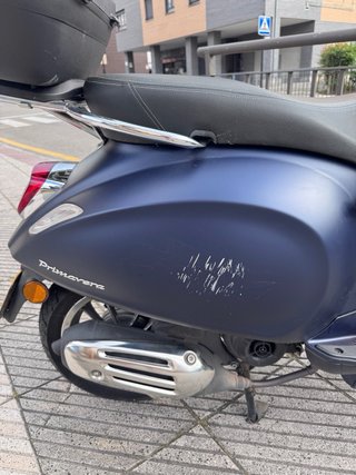 Vespa Primavera 50 Azul