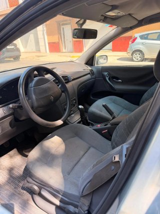 Renault Laguna 2004