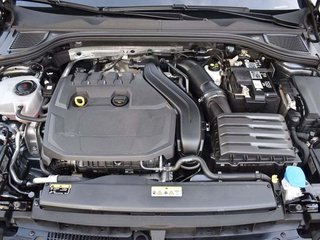 Volkswagen Golf Life 1.5 TSI 96kW 130CV