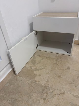 Cabecero y 2 mesitas de noche