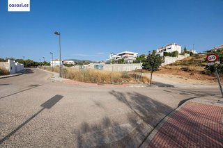 Terreno en venta en Zubia (La)